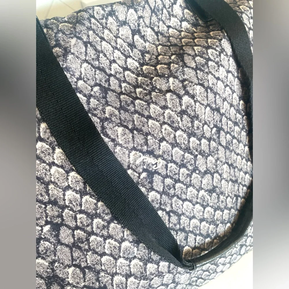 Coach Snake Print Weekender Packable Tote and Large Pouch Set in Gunmetal - Picture 11 of 15